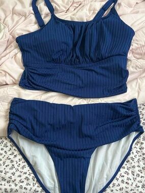 Ribbed Navy Blue Two-Piece Swim Bikini Set